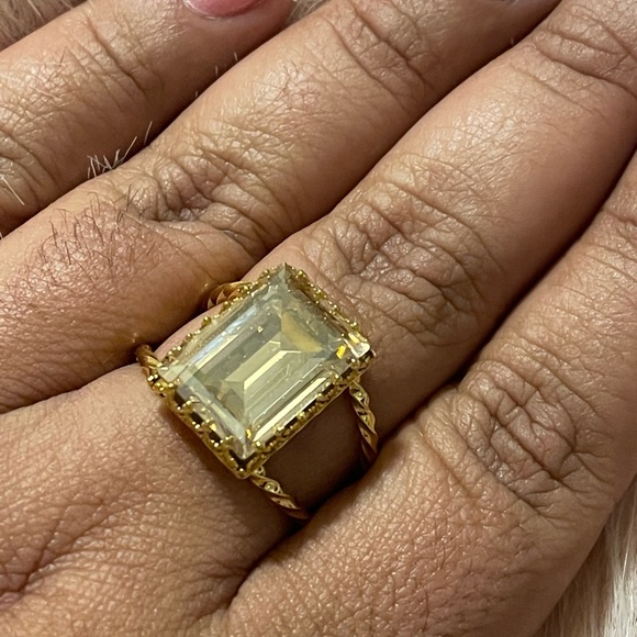 Gold Filled Topaz Champagne Ring - Picture 2 of 3